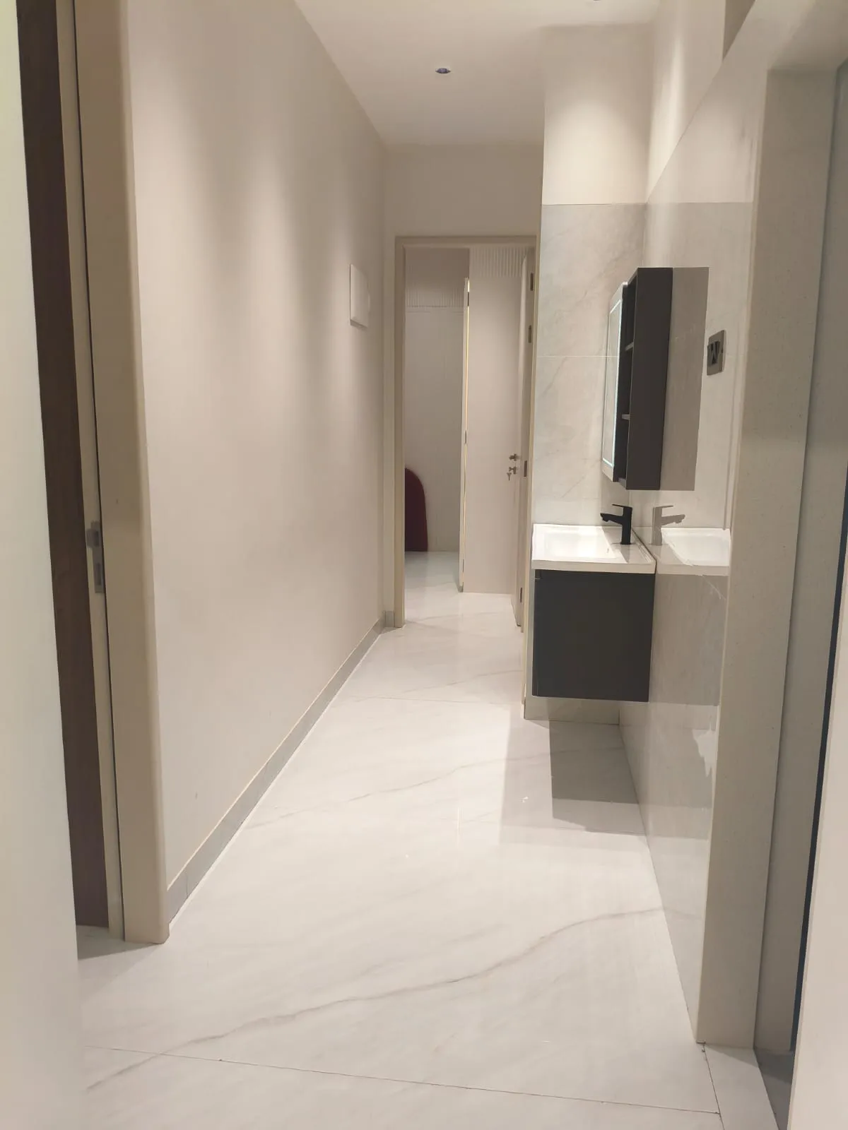 thanekar flat room 4